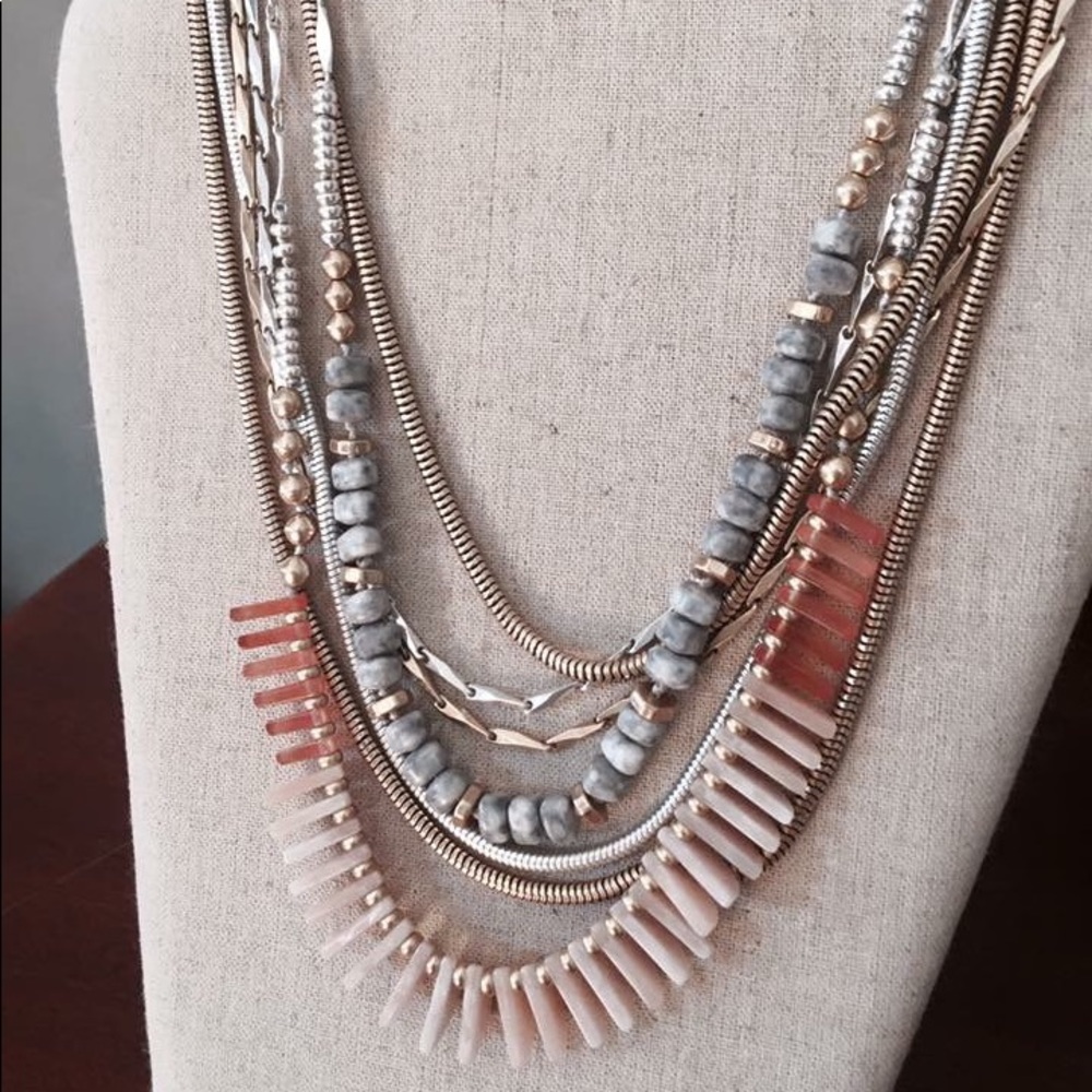 Stella & Dot Versatile Necklace